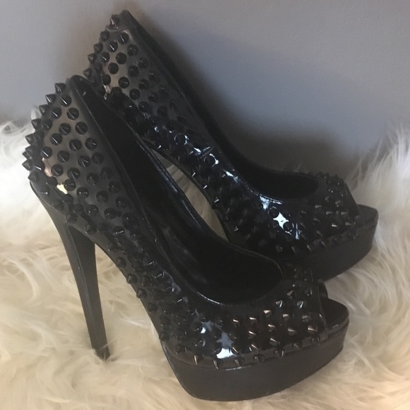 steve madden spiked heels
